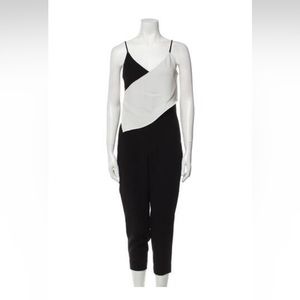 McQ Alexander McQueen
V-Neck Jumpsuit
Size: XS | US2, IT38